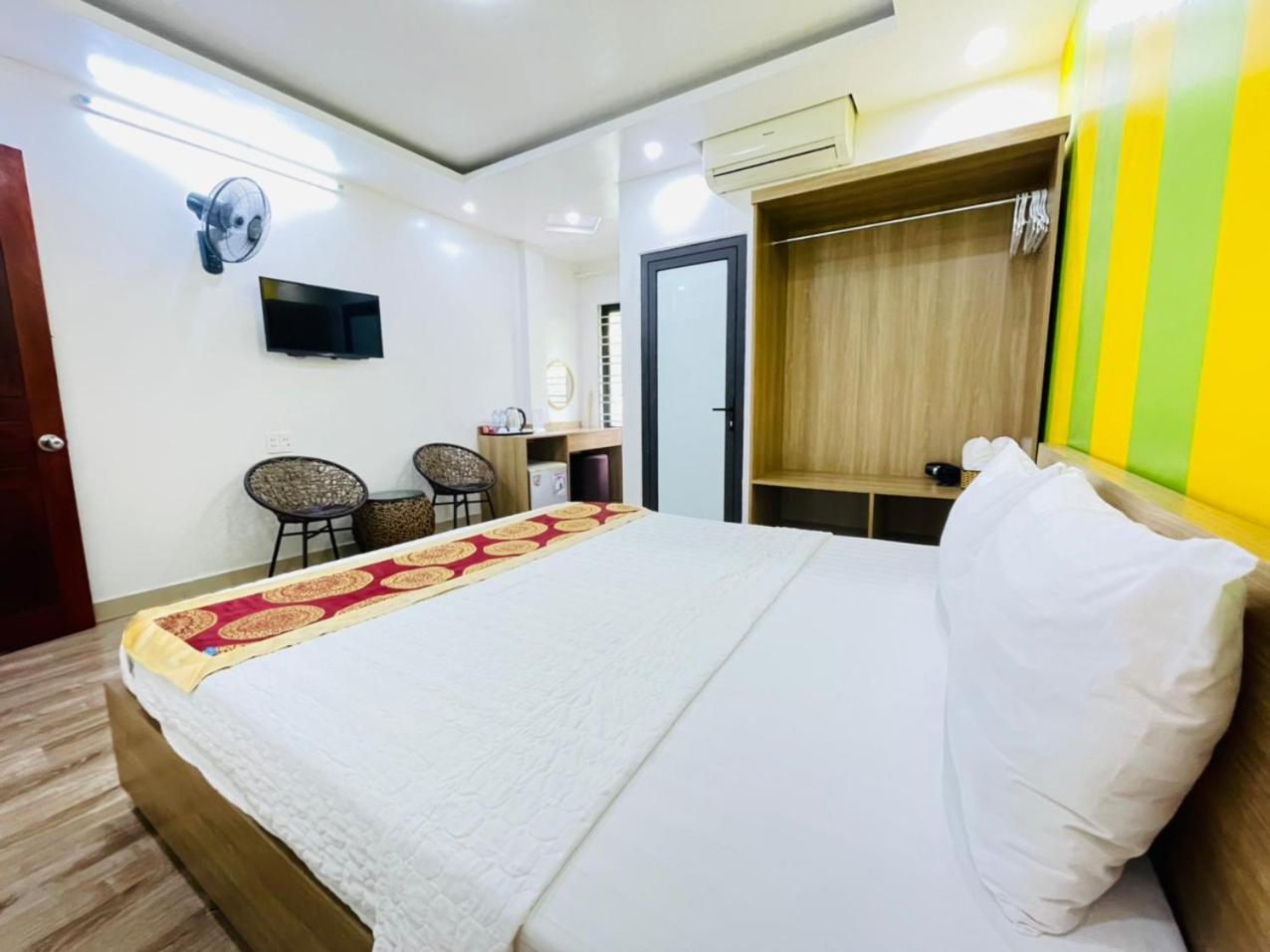 Hung Vuong Hotel Халонг Екстер'єр фото